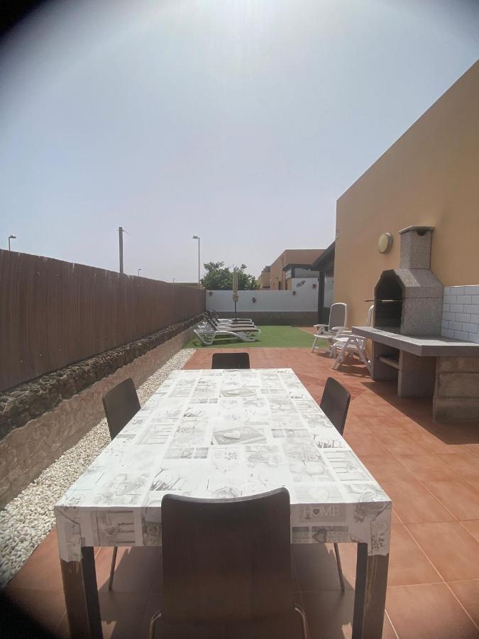 Casa Orilla! Beautiful Private Holiday Villa With Hot Tub La Oliva Kültér fotó