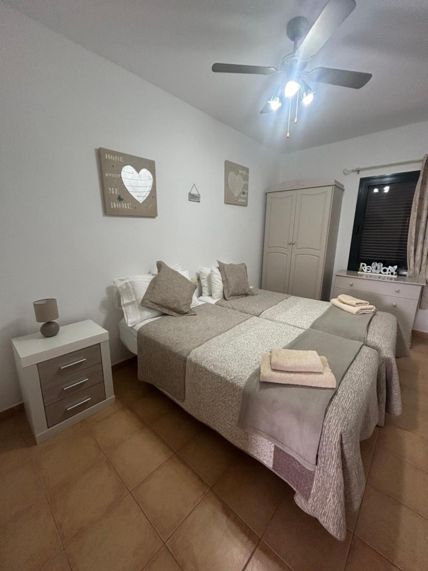 Casa Orilla! Beautiful Private Holiday Villa With Hot Tub La Oliva Kültér fotó
